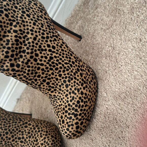 Ann Taylor wedge boots zip back leopard work once 7.5 - Picture 5 of 6